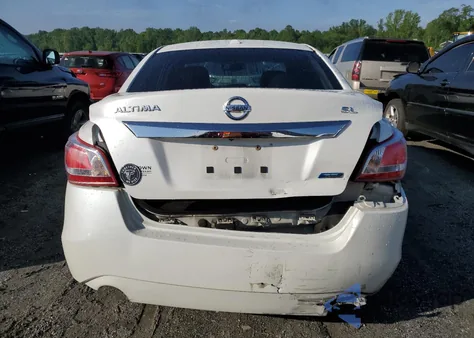 2013 Nissan Altima 2.5 from USA, damaged, VIN 1N4AL3AP0DC903493